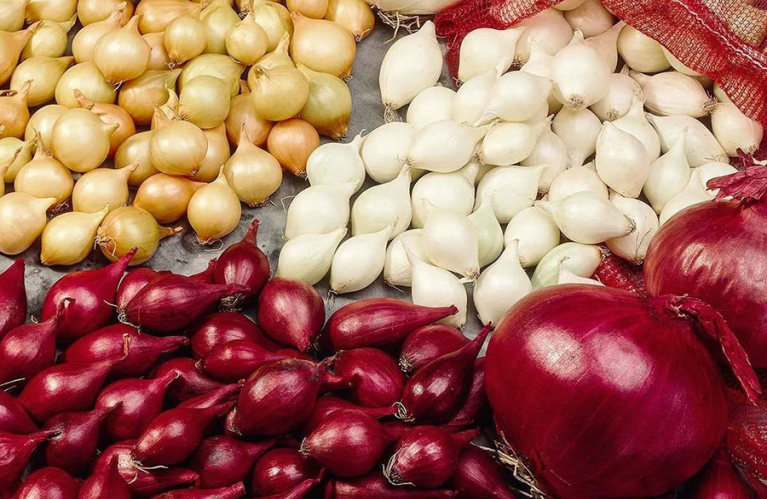 Большое поступление лука-севка!